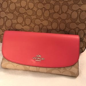 Coach wallet